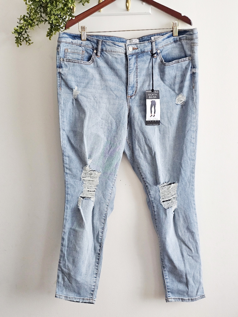 Sofia Vergara Mid Rise Skinny Ankle Jeans Distressed Light Wash 20 NWT